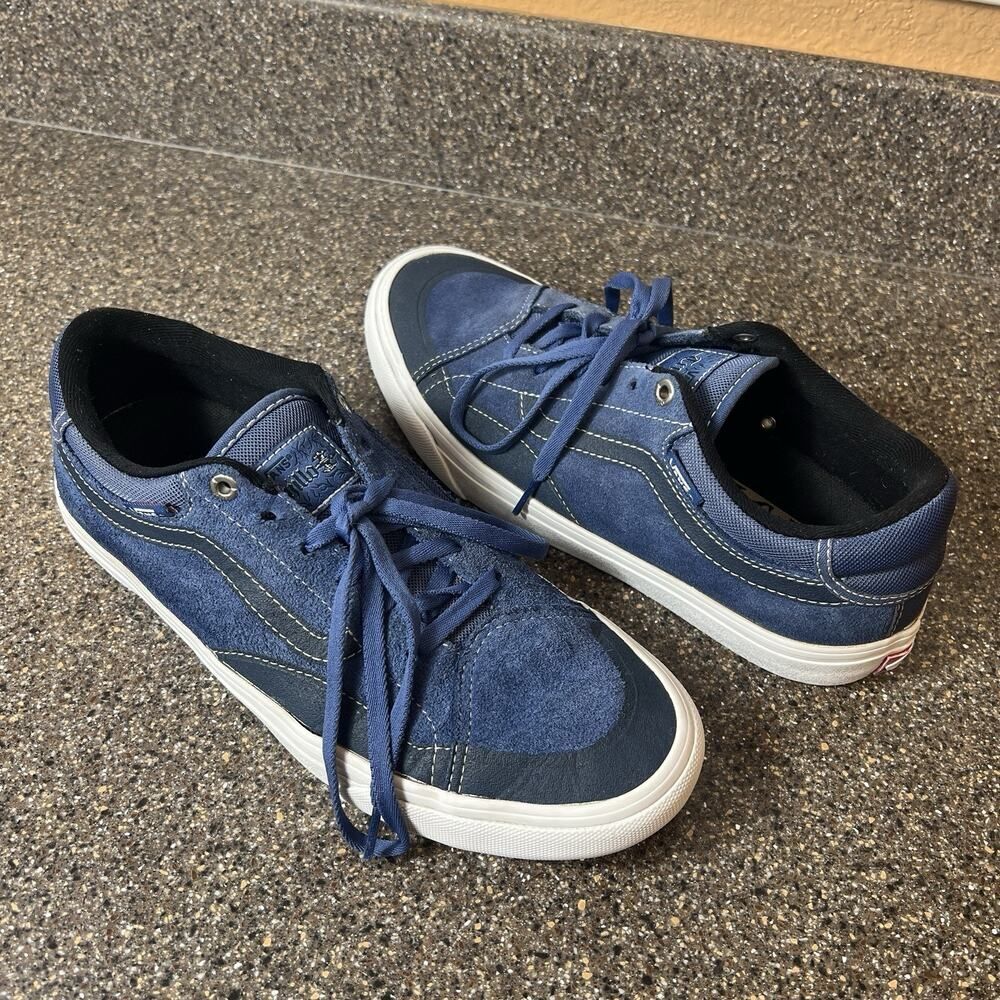 Vans PRO Skateboard Shoe Men's Size 8.5 Navy Blue Suede Sneakers Lace Up Low Top